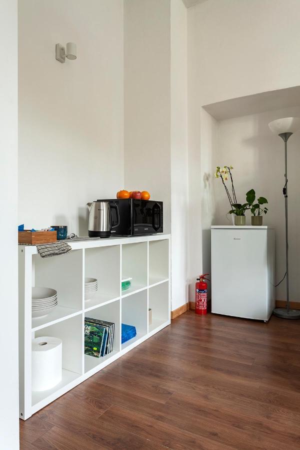 A Central Quiet Sunny Studio In Вербания Екстериор снимка