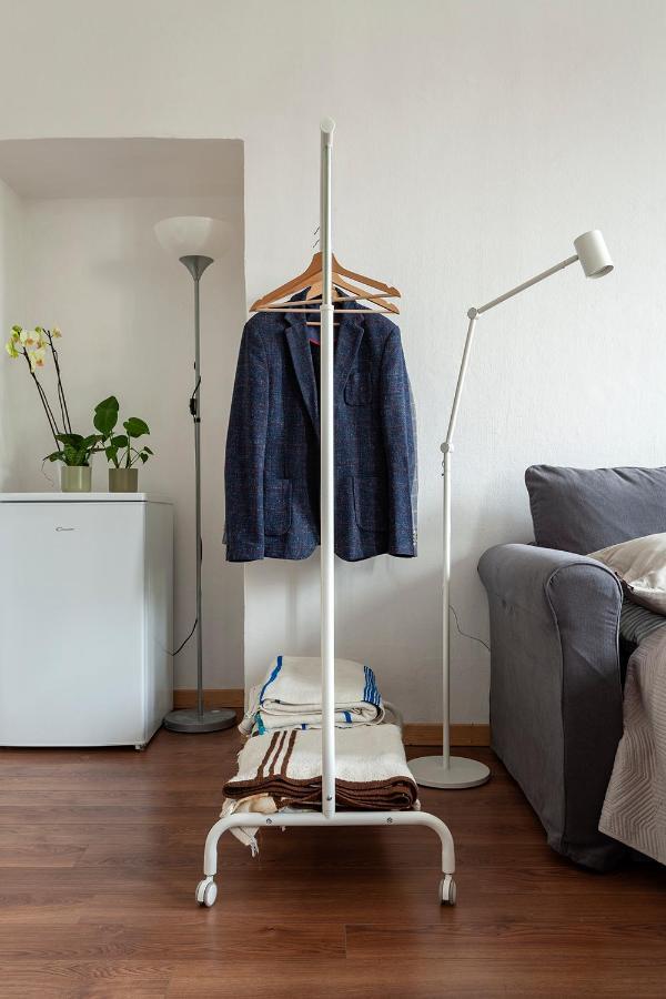 A Central Quiet Sunny Studio In Вербания Екстериор снимка